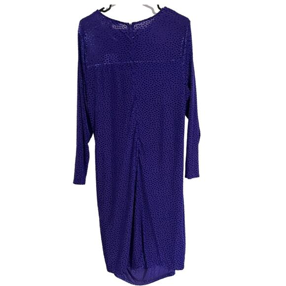 Rebel Wilson X Angels • Ruched Body-Con Dress Size: 1X - Picture 3 of 4